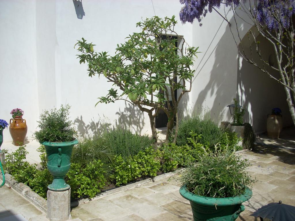 B&B Le Due Corti Martignano Exterior foto